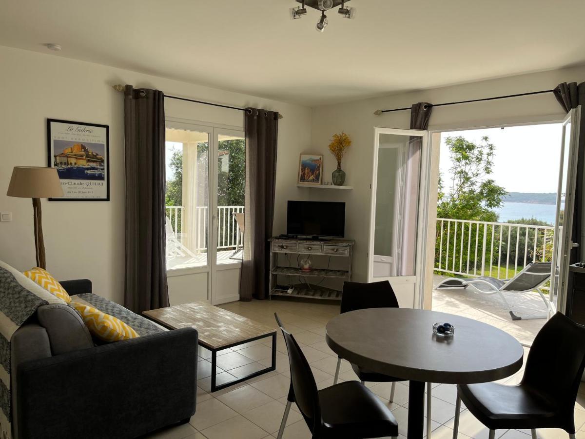 Residence Castugna การ์แฌส ภายนอก รูปภาพ